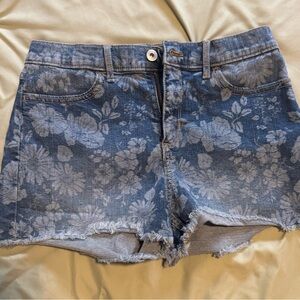 Abercrombie Kids Blue Floral Denim Shorts - NWOT